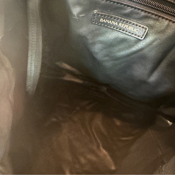 Vegan leather Banana Republic tote - Picture 3 of 9